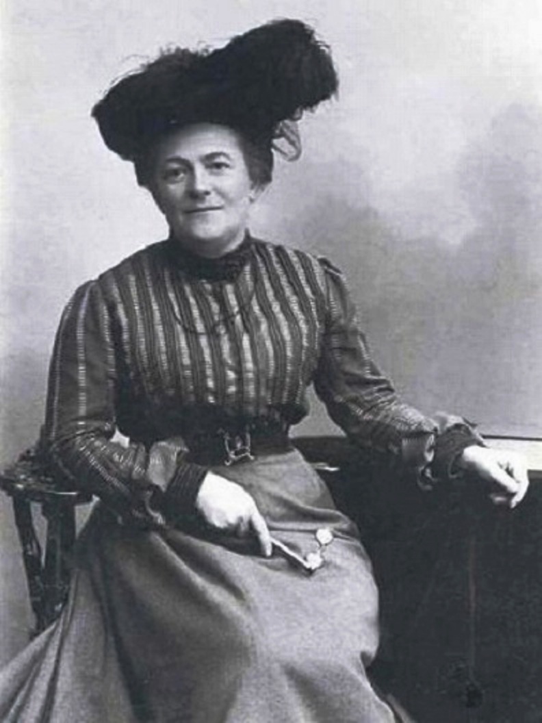 photo of clara zetkin